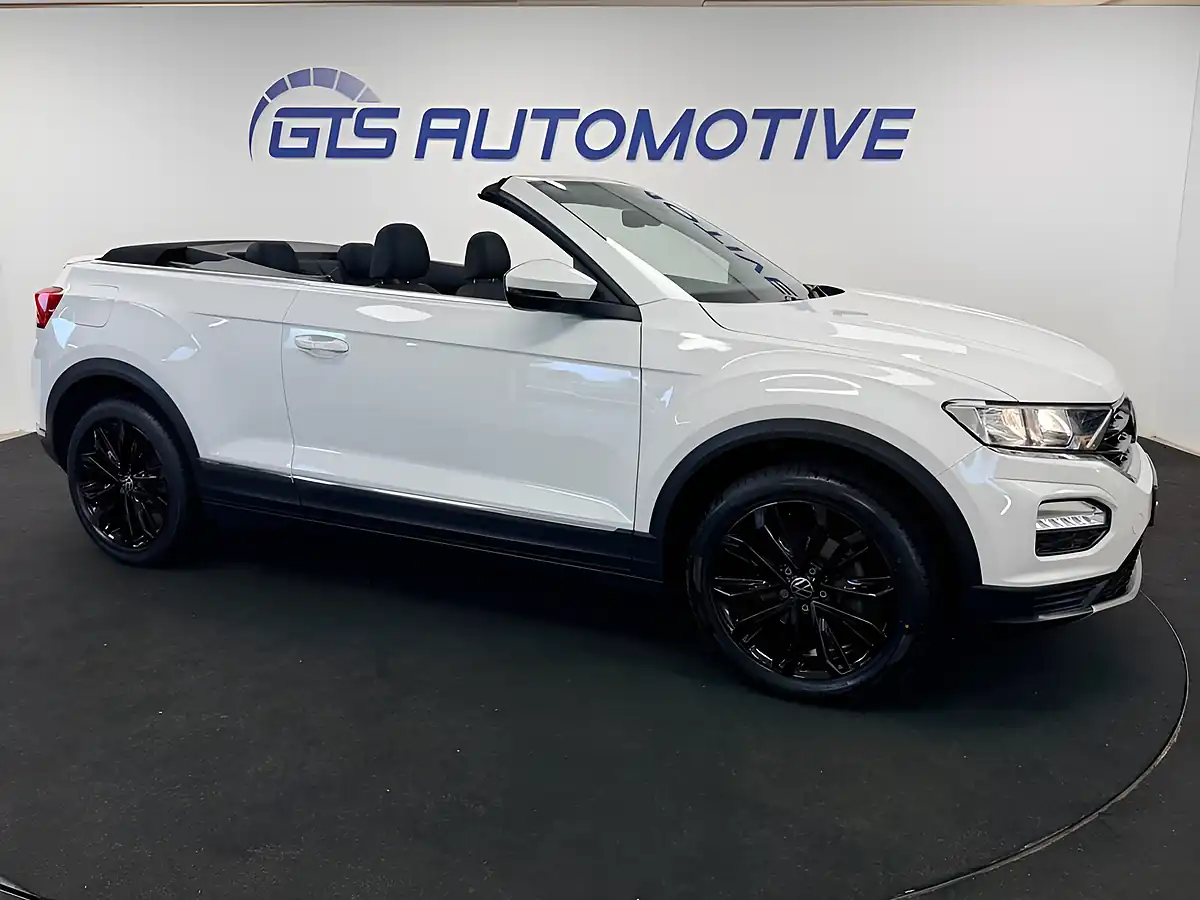 Used 2021 Volkswagen T-Roc Design Pure White - Interior and Exterior details 8