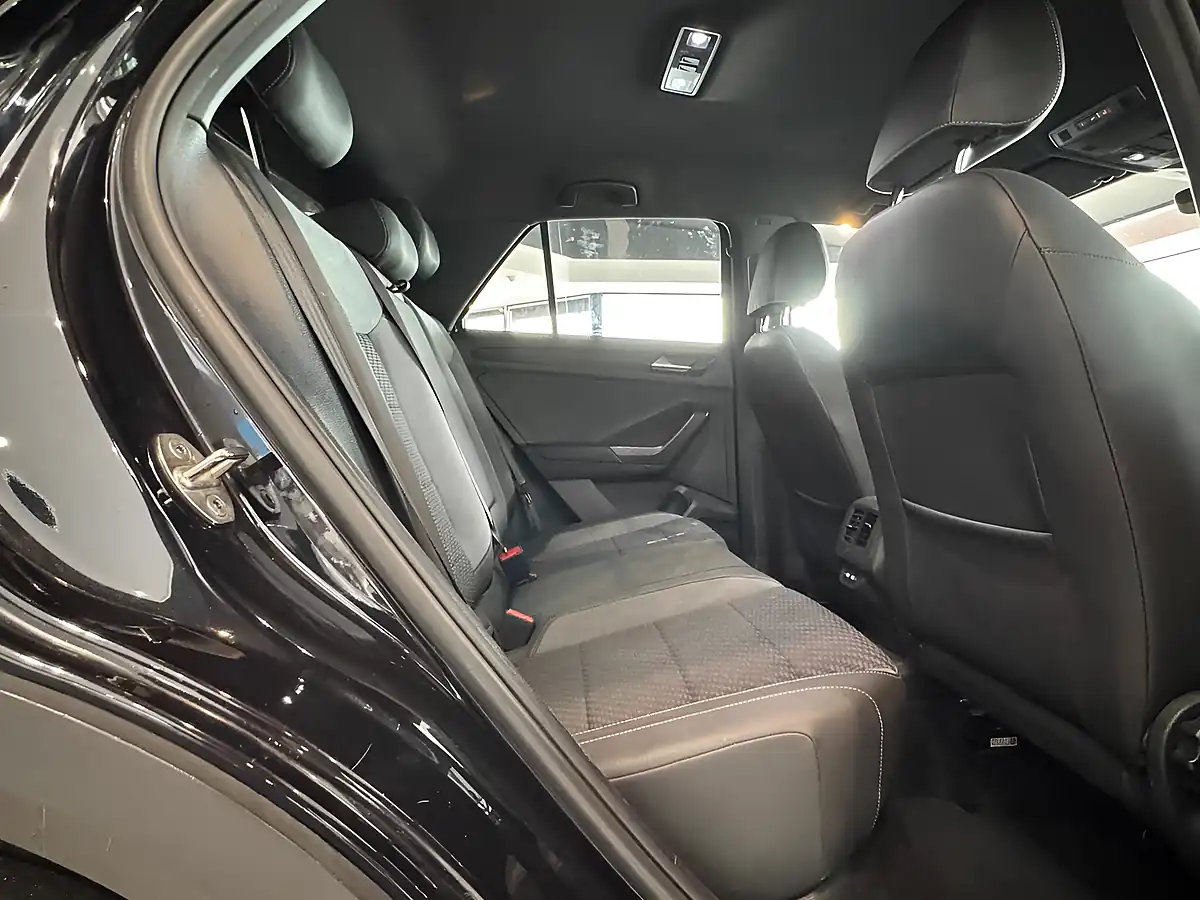 Used 2021 Volkswagen T-Roc R-Line Black - Interior and Exterior details 10