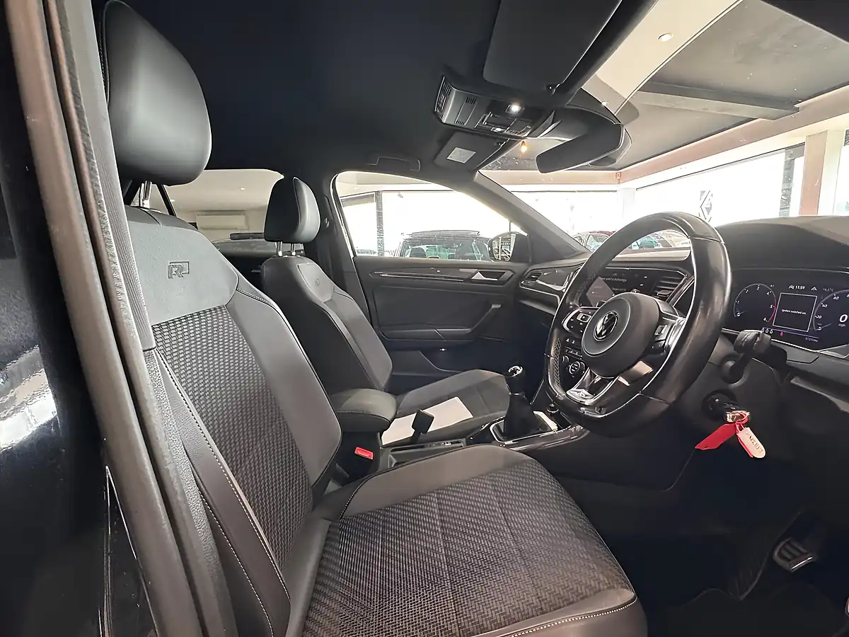 Used 2021 Volkswagen T-Roc R-Line Black - Interior and Exterior details 9