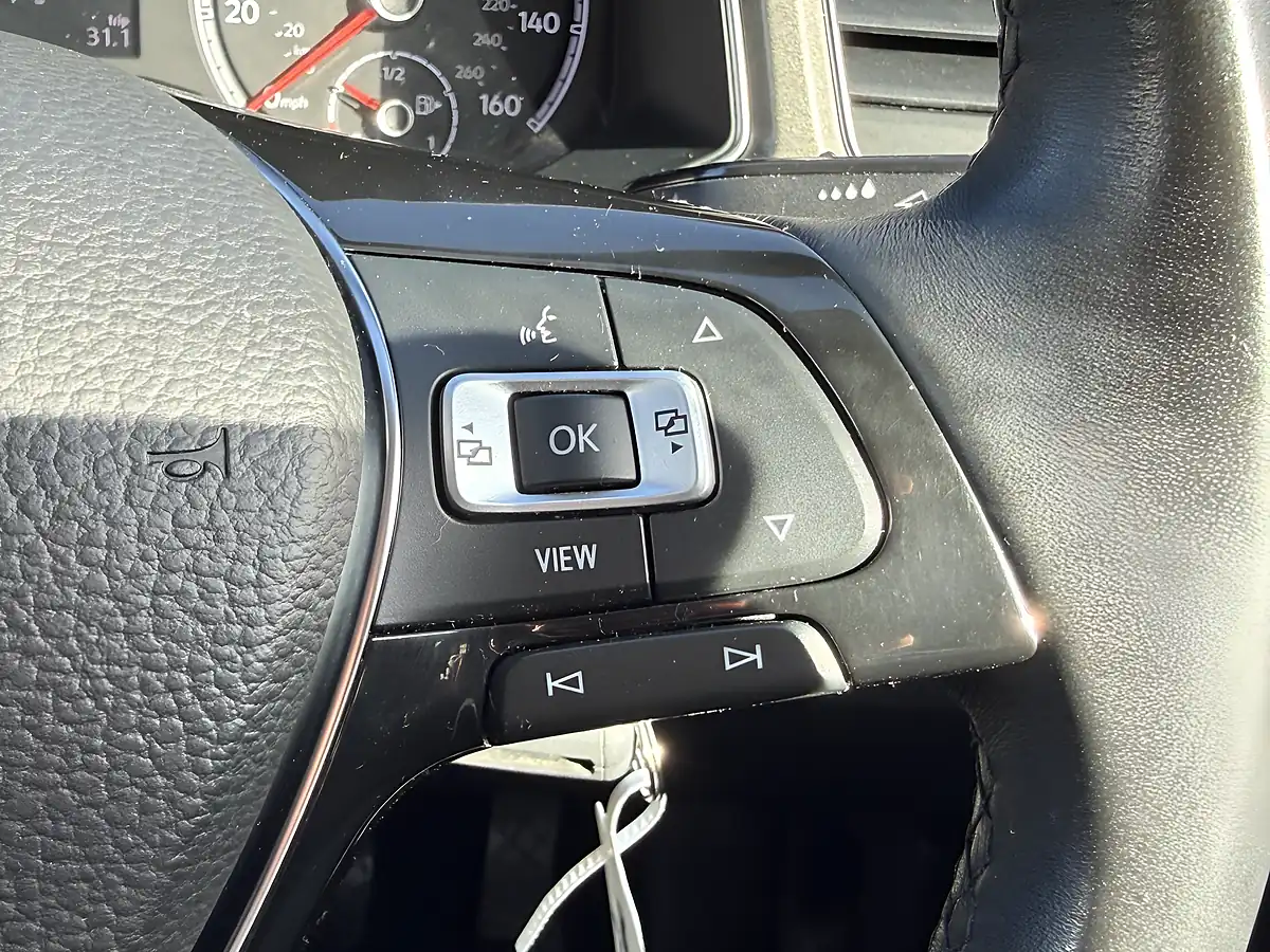 Used 2021 Volkswagen T-Roc Se Grey - Interior and Exterior details 15