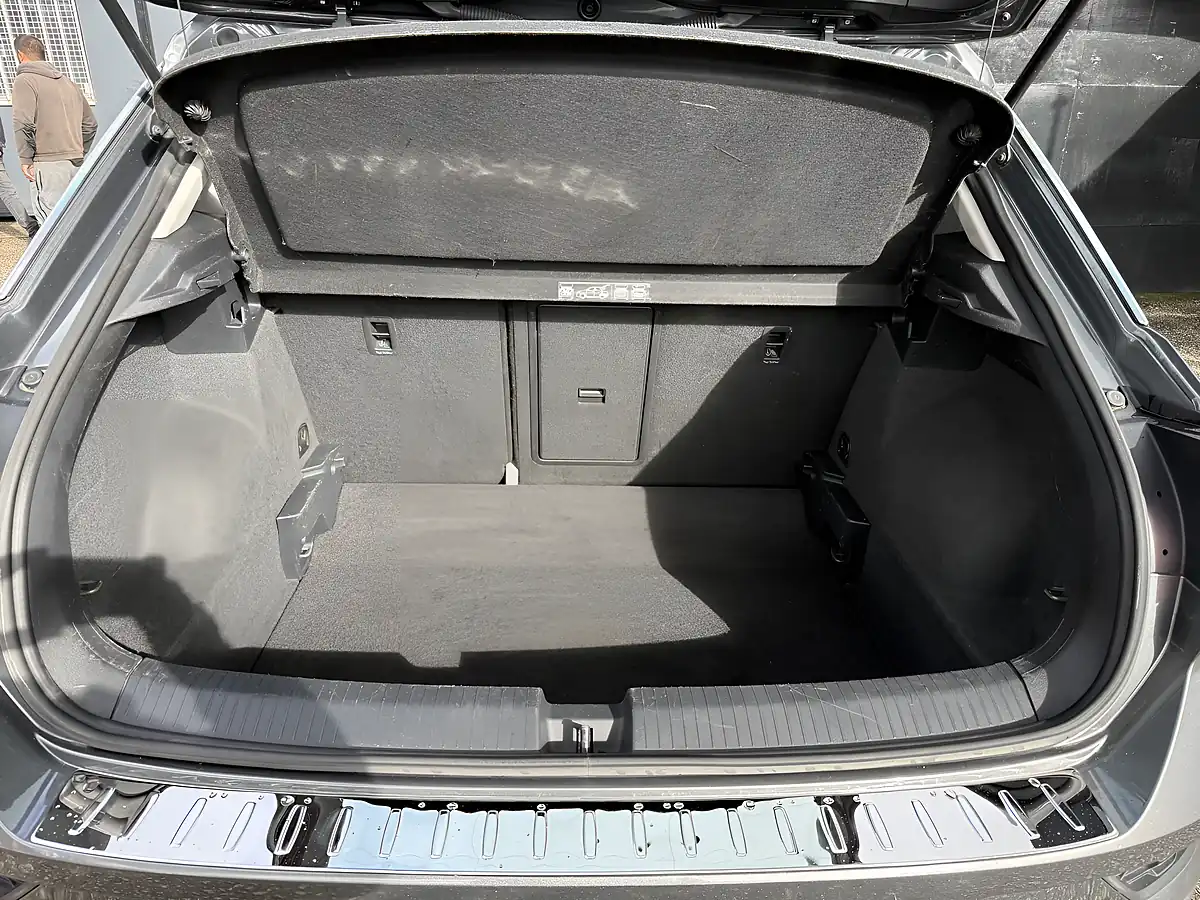 Used 2021 Volkswagen T-Roc Se Grey - Interior and Exterior details 20