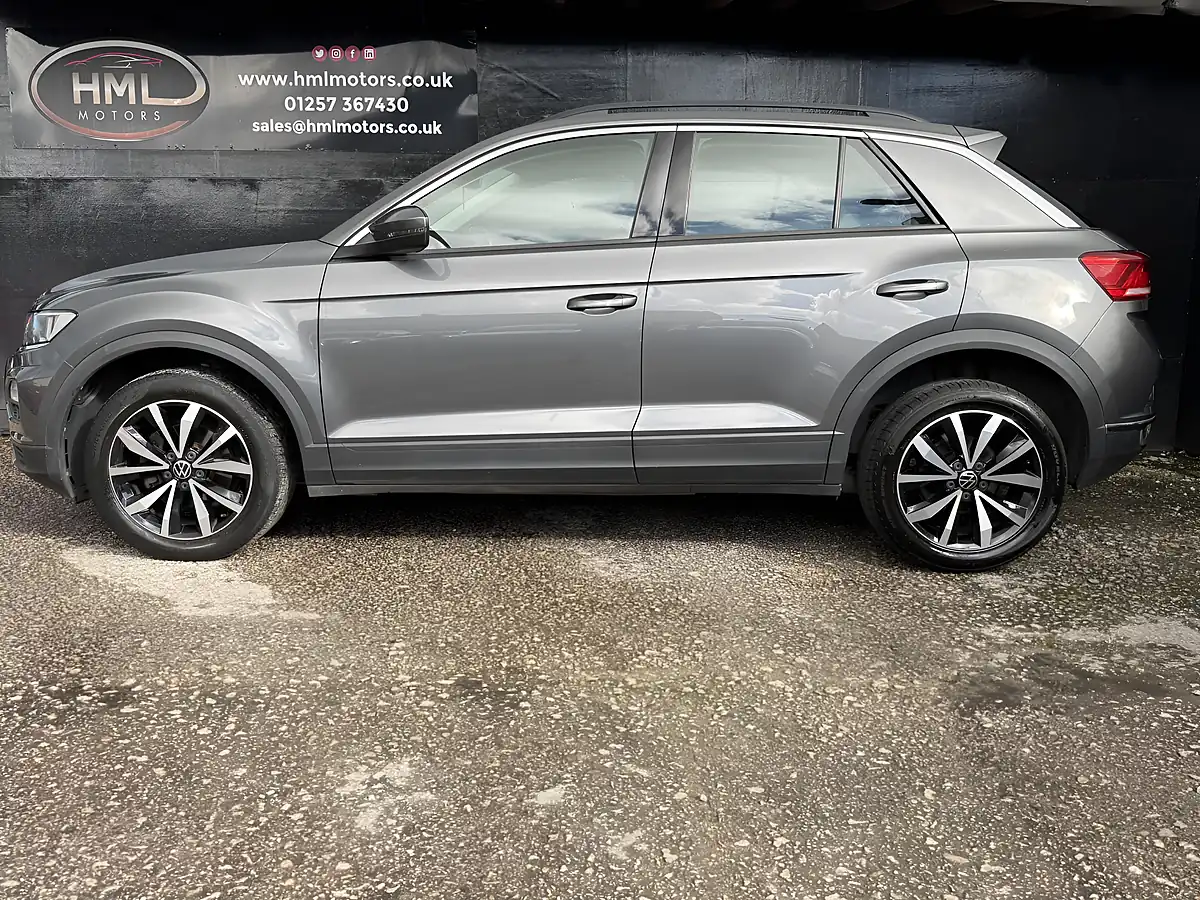 Used 2021 Volkswagen T-Roc Se Grey - Interior and Exterior details 3