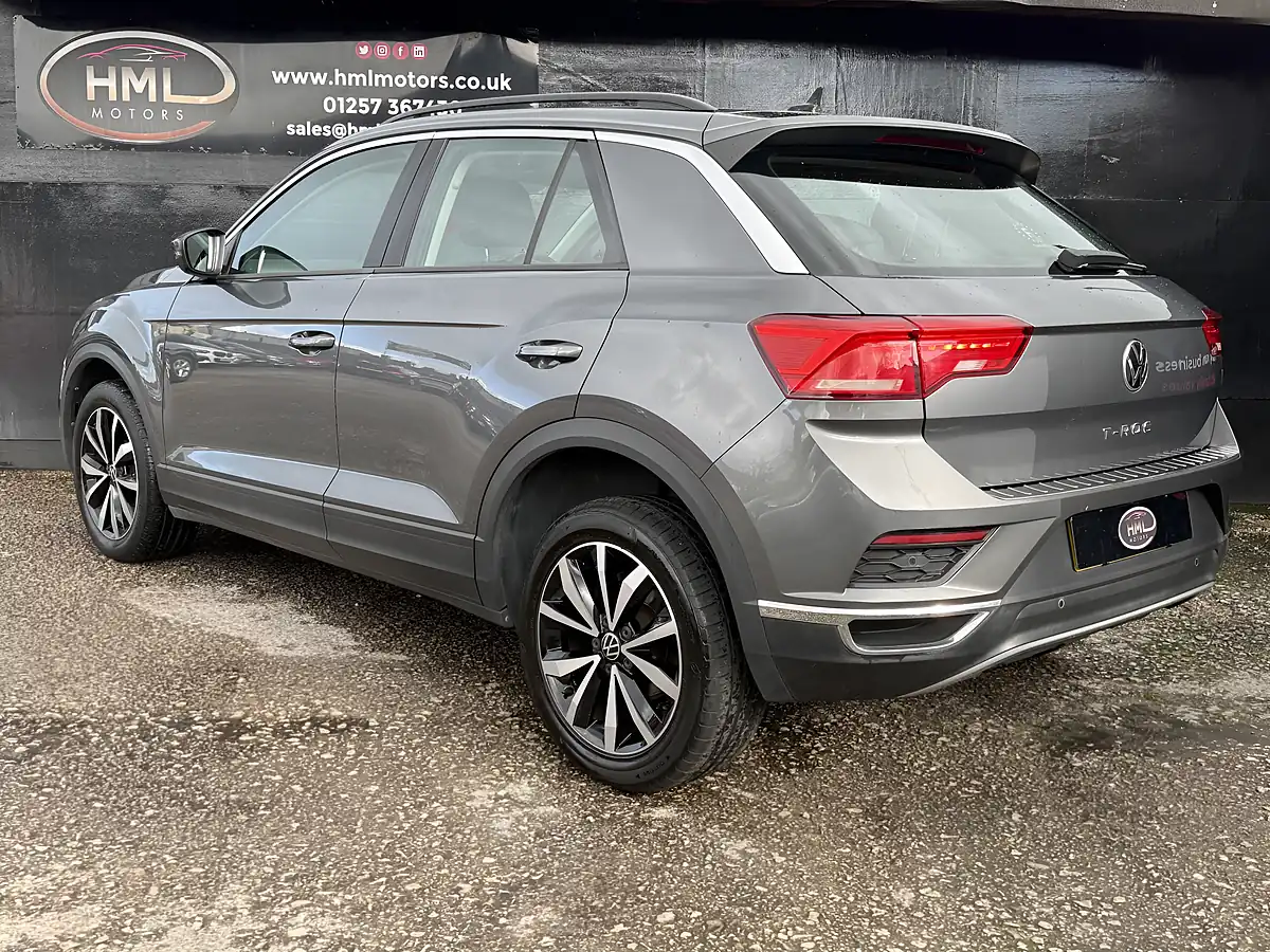 Used 2021 Volkswagen T-Roc Se Grey - Interior and Exterior details 4