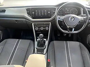 Used 2021 Volkswagen T-Roc Se Urano Grey - Interior and Exterior details 10