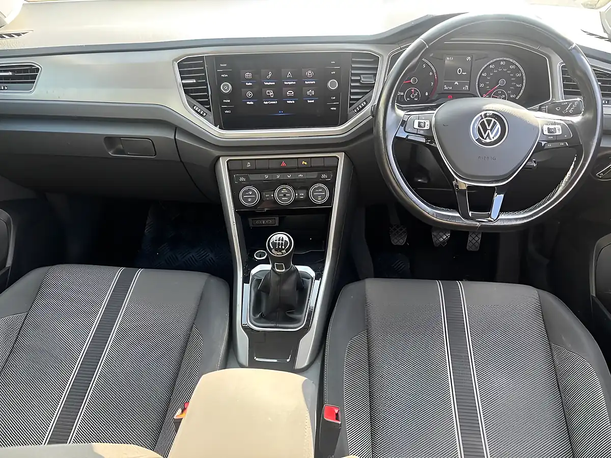 Used 2021 Volkswagen T-Roc Se Urano Grey - Interior and Exterior details 10
