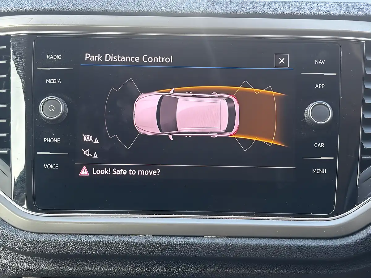 Used 2021 Volkswagen T-Roc Se Urano Grey - Interior and Exterior details 2