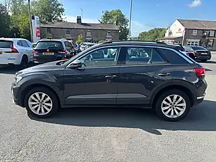 Used 2021 Volkswagen T-Roc Se Urano Grey - Interior and Exterior details 7
