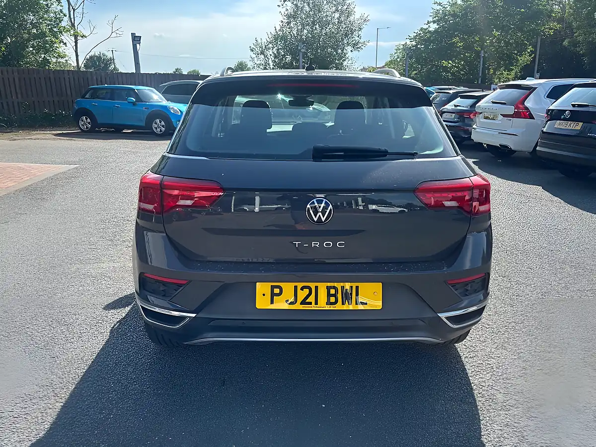 Used 2021 Volkswagen T-Roc Se Urano Grey - Interior and Exterior details 9