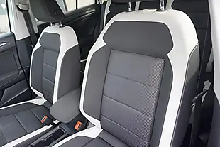 Used 2021 Volkswagen T-Roc Sel White - Interior and Exterior details 10