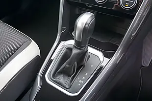 Used 2021 Volkswagen T-Roc Sel White - Interior and Exterior details 13