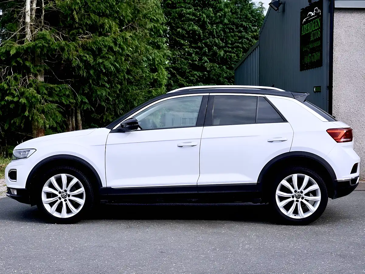 Used 2021 Volkswagen T-Roc Sel White - Interior and Exterior details 6