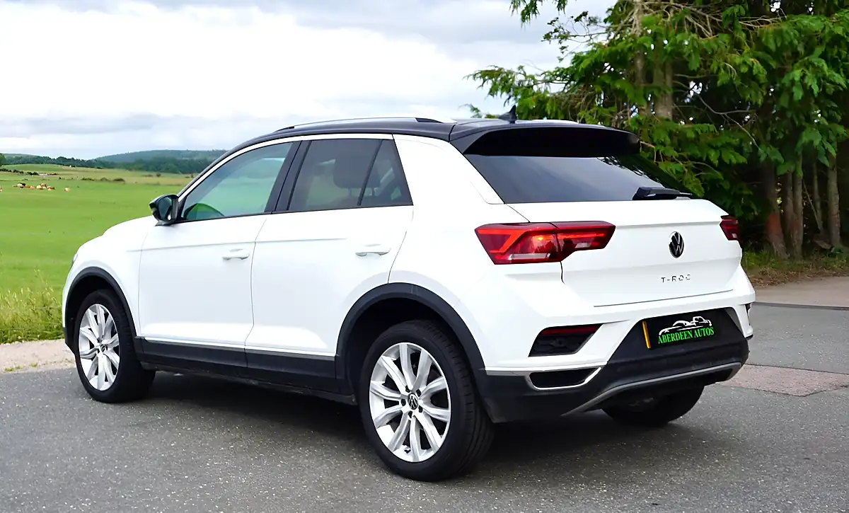 Used 2021 Volkswagen T-Roc Sel White - Interior and Exterior details 9