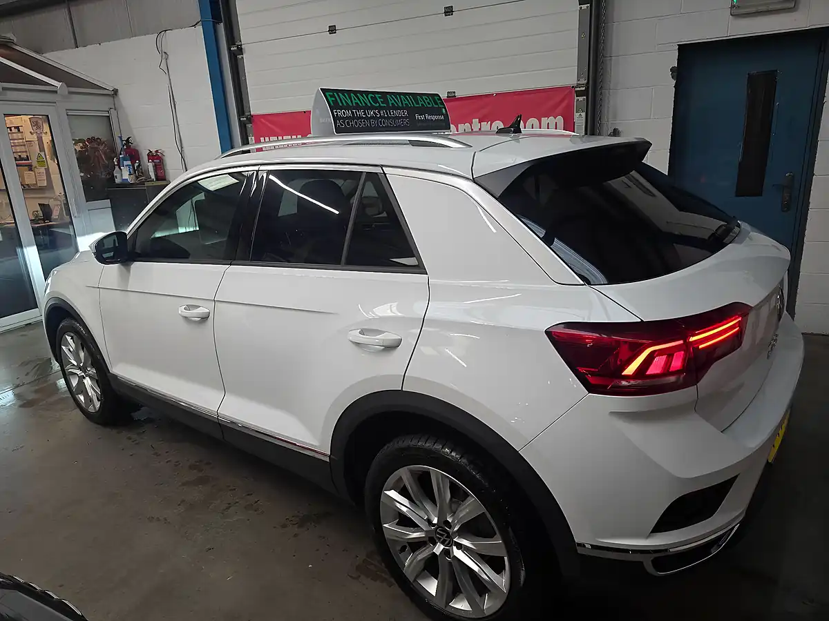 Used 2021 Volkswagen T-Roc Sel White - Interior and Exterior details 4