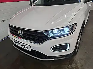 Used 2021 Volkswagen T-Roc Sel White - Interior and Exterior details 9