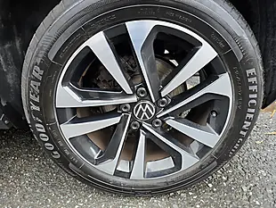 Used 2021 Volkswagen T-Roc United Grey - Interior and Exterior details 16