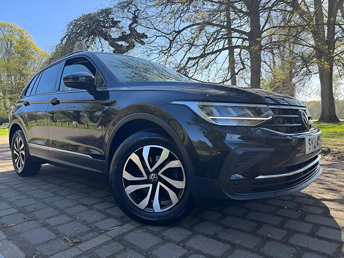 Used 2021 Volkswagen Tiguan Active Black - Front View