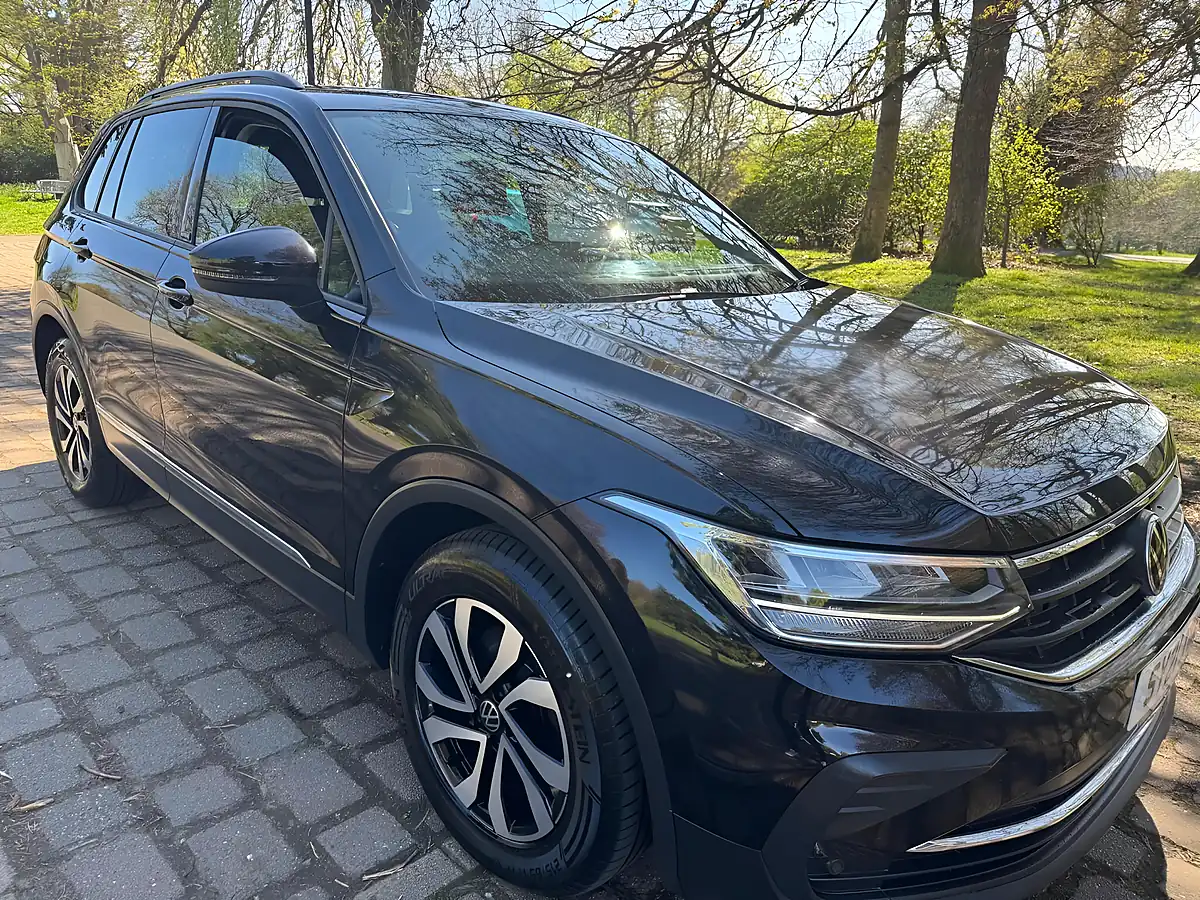 Used 2021 Volkswagen Tiguan Active Black - Interior and Exterior details 11