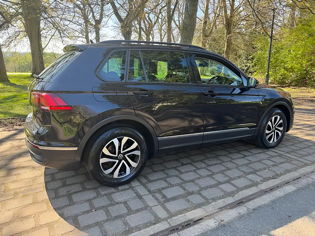 Used 2021 Volkswagen Tiguan Active Black - Interior and Exterior details 8