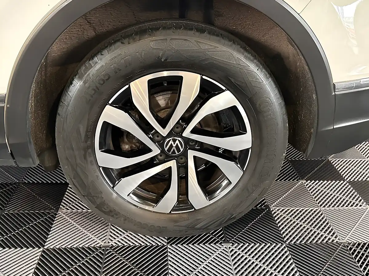 Used 2021 Volkswagen Tiguan Active - Interior and Exterior details 10