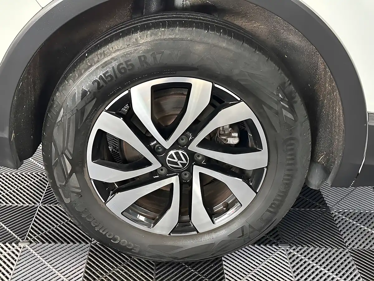 Used 2021 Volkswagen Tiguan Active - Interior and Exterior details 18