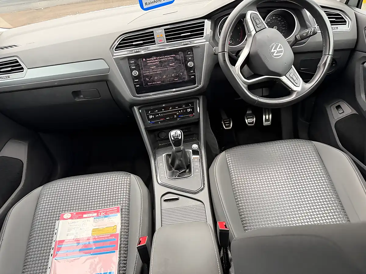 Used 2021 Volkswagen Tiguan Active White - Interior and Exterior details 8