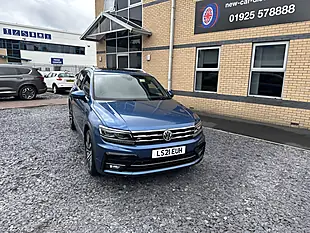 Used 2021 Volkswagen Tiguan Allspace R-Line Tech Blue - Interior and Exterior details 3