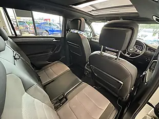 Used 2021 Volkswagen Tiguan Allspace R-Line Tech White - Interior and Exterior details 10
