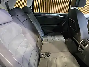 Used 2021 Volkswagen Tiguan Allspace Sel Black - Interior and Exterior details 14