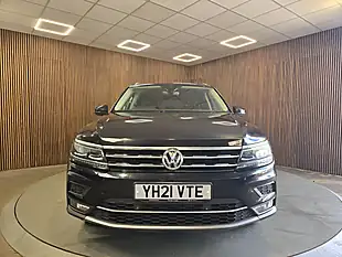 Used 2021 Volkswagen Tiguan Allspace Sel Black - Interior and Exterior details 3