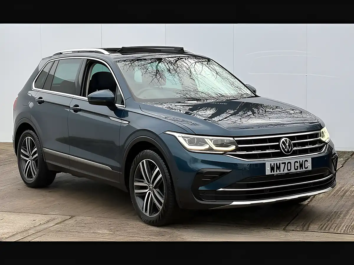 Used 2021 Volkswagen Tiguan Elegance Nightshade Blue - Front View