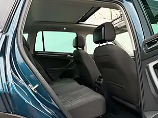 Used 2021 Volkswagen Tiguan Elegance Nightshade Blue - Interior and Exterior details 17