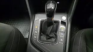 Used 2021 Volkswagen Tiguan Elegance Silver - Interior and Exterior details 17