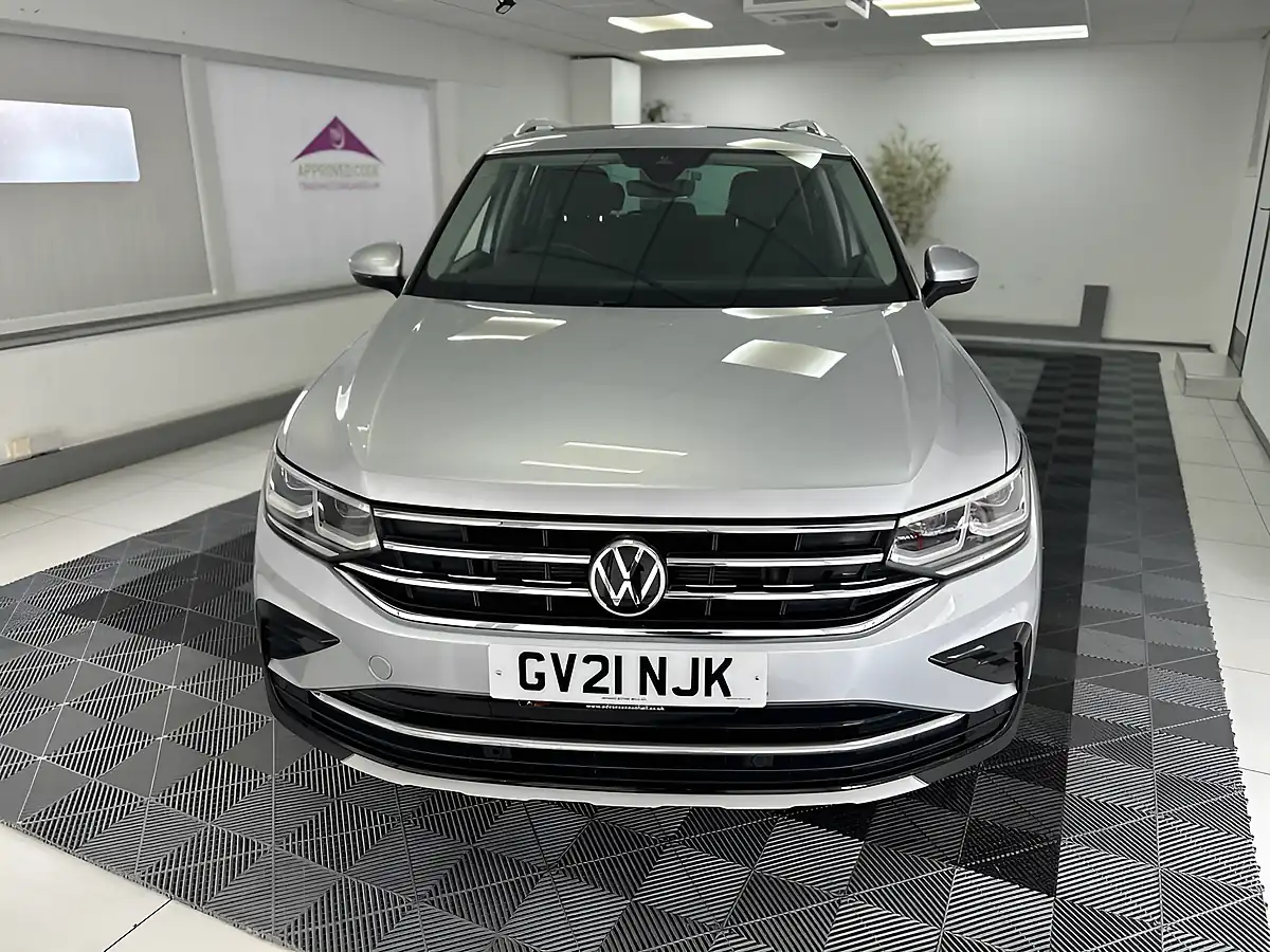 Used 2021 Volkswagen Tiguan Elegance Silver - Interior and Exterior details 2