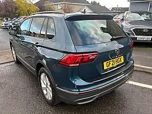 Used 2021 Volkswagen Tiguan Life Blue - Interior and Exterior details 3