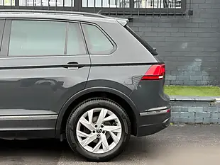 Used 2021 Volkswagen Tiguan Life Grey - Interior and Exterior details 11