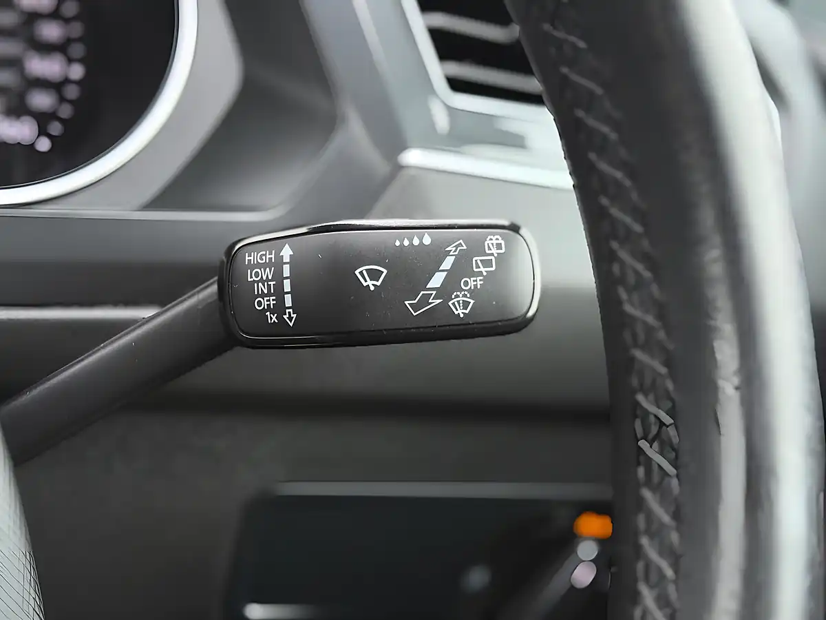 Used 2021 Volkswagen Tiguan Life Grey - Interior and Exterior details 19