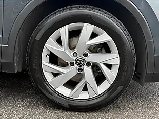 Used 2021 Volkswagen Tiguan Life Grey - Interior and Exterior details 9