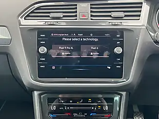 Used 2021 Volkswagen Tiguan Life Pure White - Interior and Exterior details 14