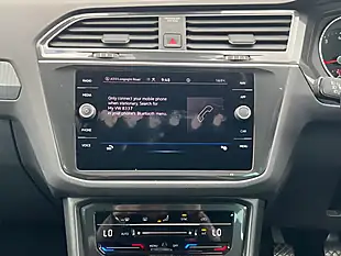 Used 2021 Volkswagen Tiguan Life Pure White - Interior and Exterior details 15
