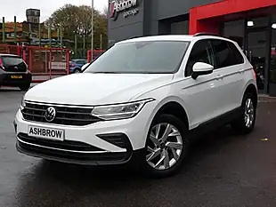 Used 2021 Volkswagen Tiguan Life Pure White - Interior and Exterior details 8