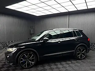 Used 2021 Volkswagen Tiguan R Black - Interior and Exterior details 10