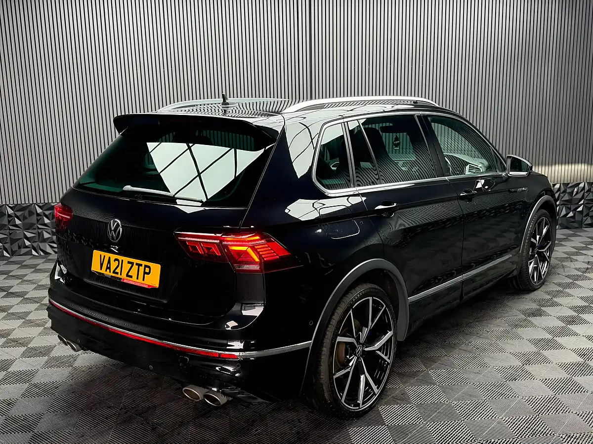 Used 2021 Volkswagen Tiguan R Black - Interior and Exterior details 12