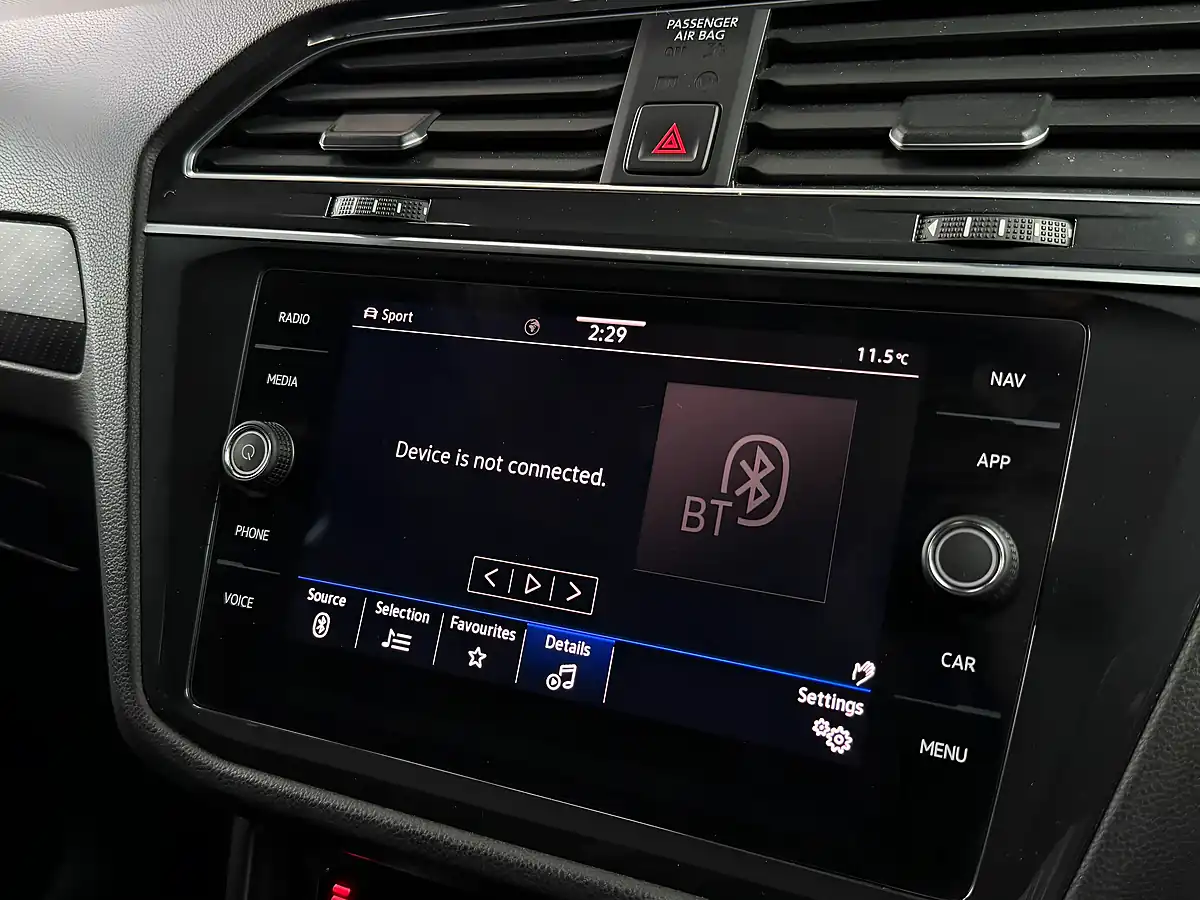Used 2021 Volkswagen Tiguan R Black - Interior and Exterior details 15