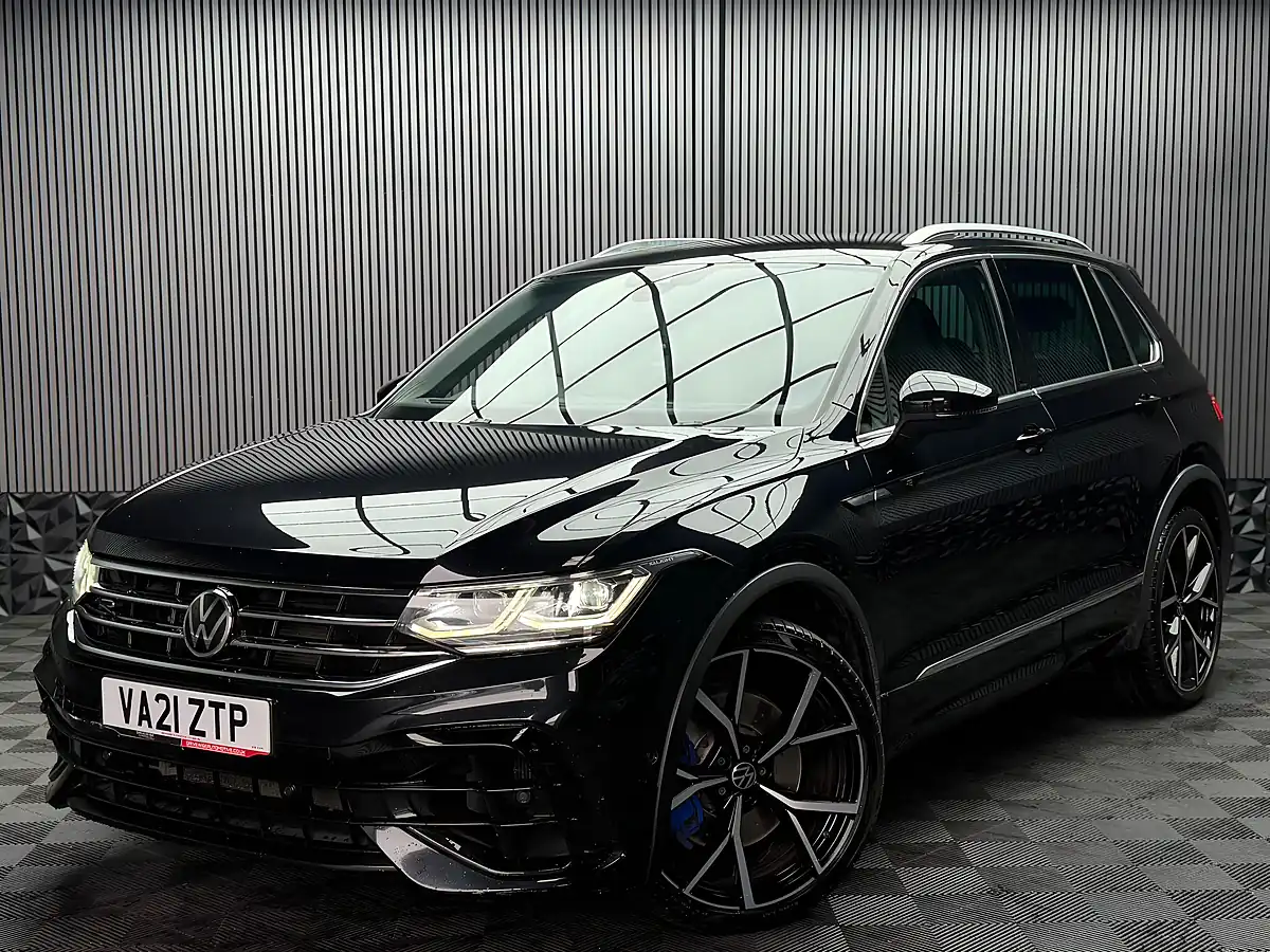 Used 2021 Volkswagen Tiguan R Black - Interior and Exterior details 3