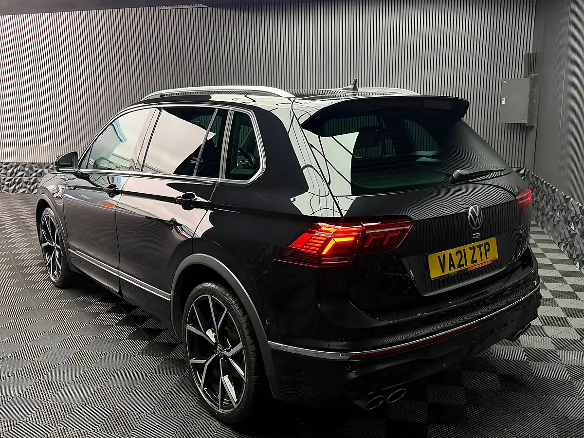 Used 2021 Volkswagen Tiguan R Black - Interior and Exterior details 4