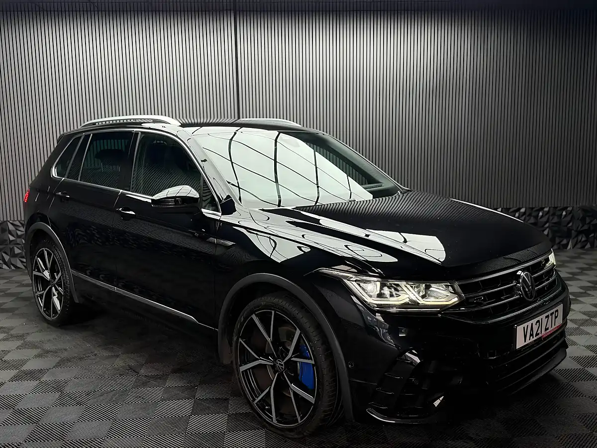 Used 2021 Volkswagen Tiguan R Black - Interior and Exterior details 8