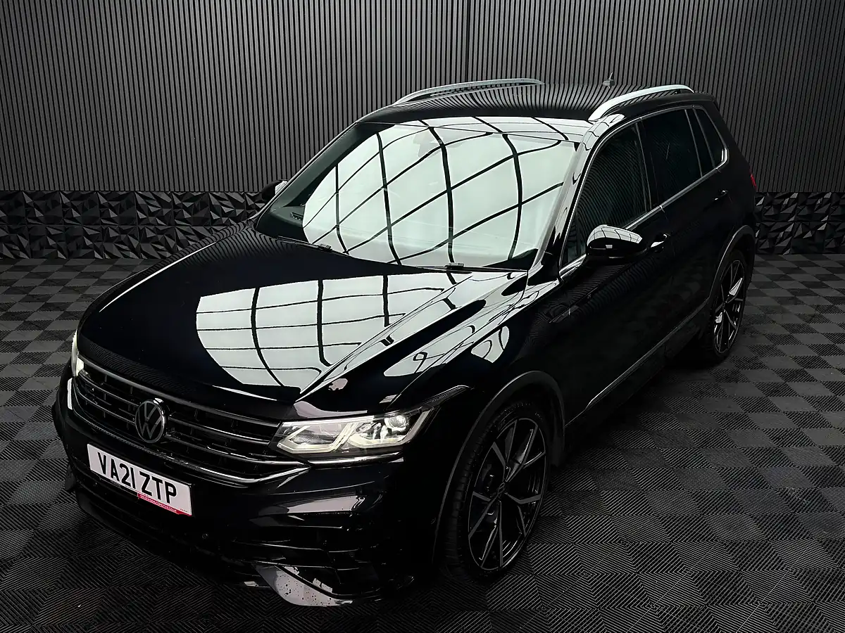 Used 2021 Volkswagen Tiguan R Black - Interior and Exterior details 9