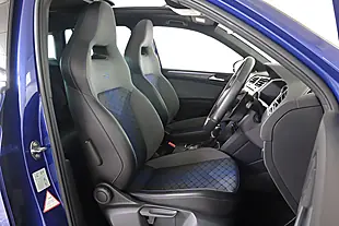 Used 2021 Volkswagen Tiguan R Blue - Interior and Exterior details 10