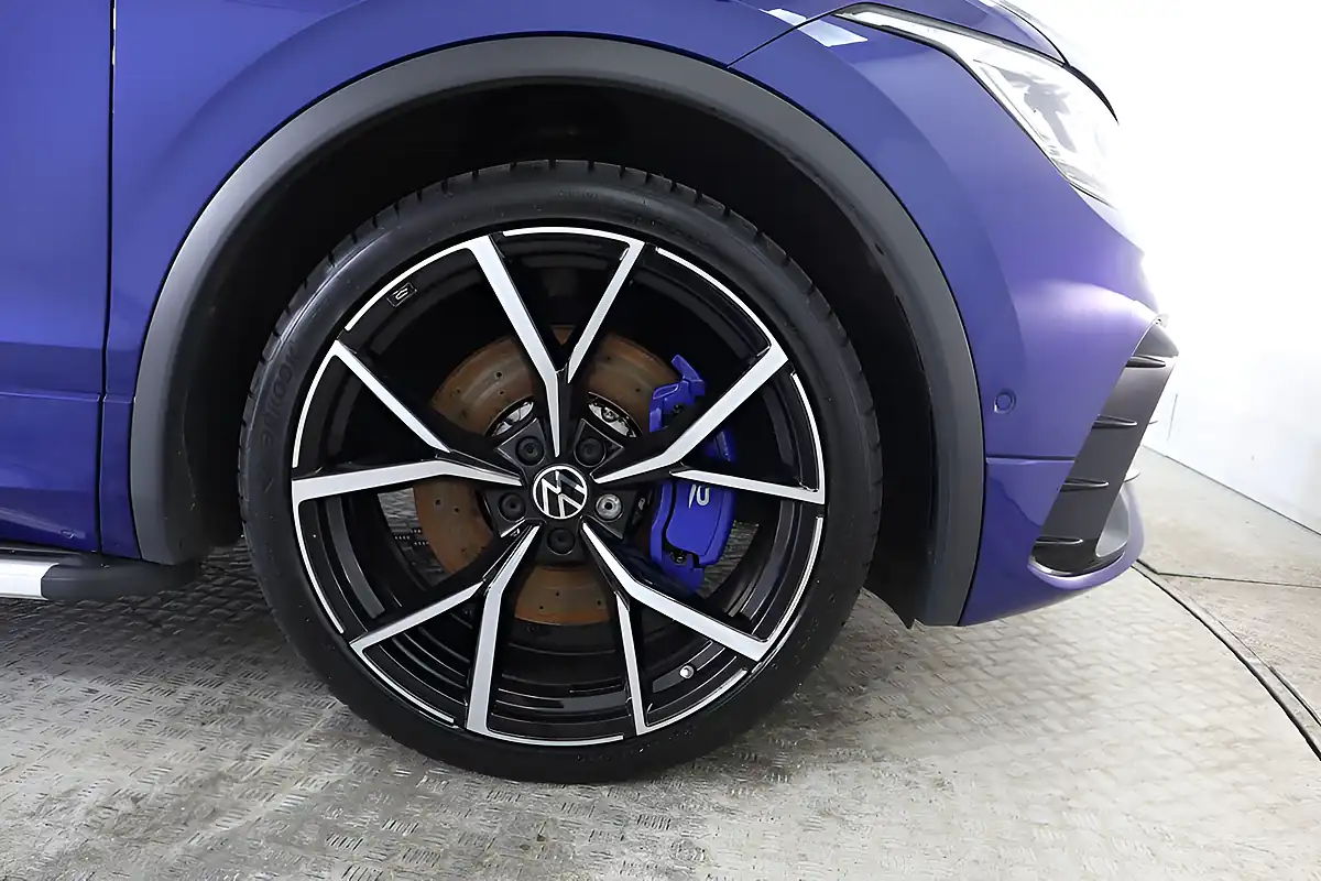 Used 2021 Volkswagen Tiguan R Blue - Interior and Exterior details 14