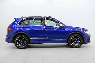 Used 2021 Volkswagen Tiguan R Blue - Interior and Exterior details 10